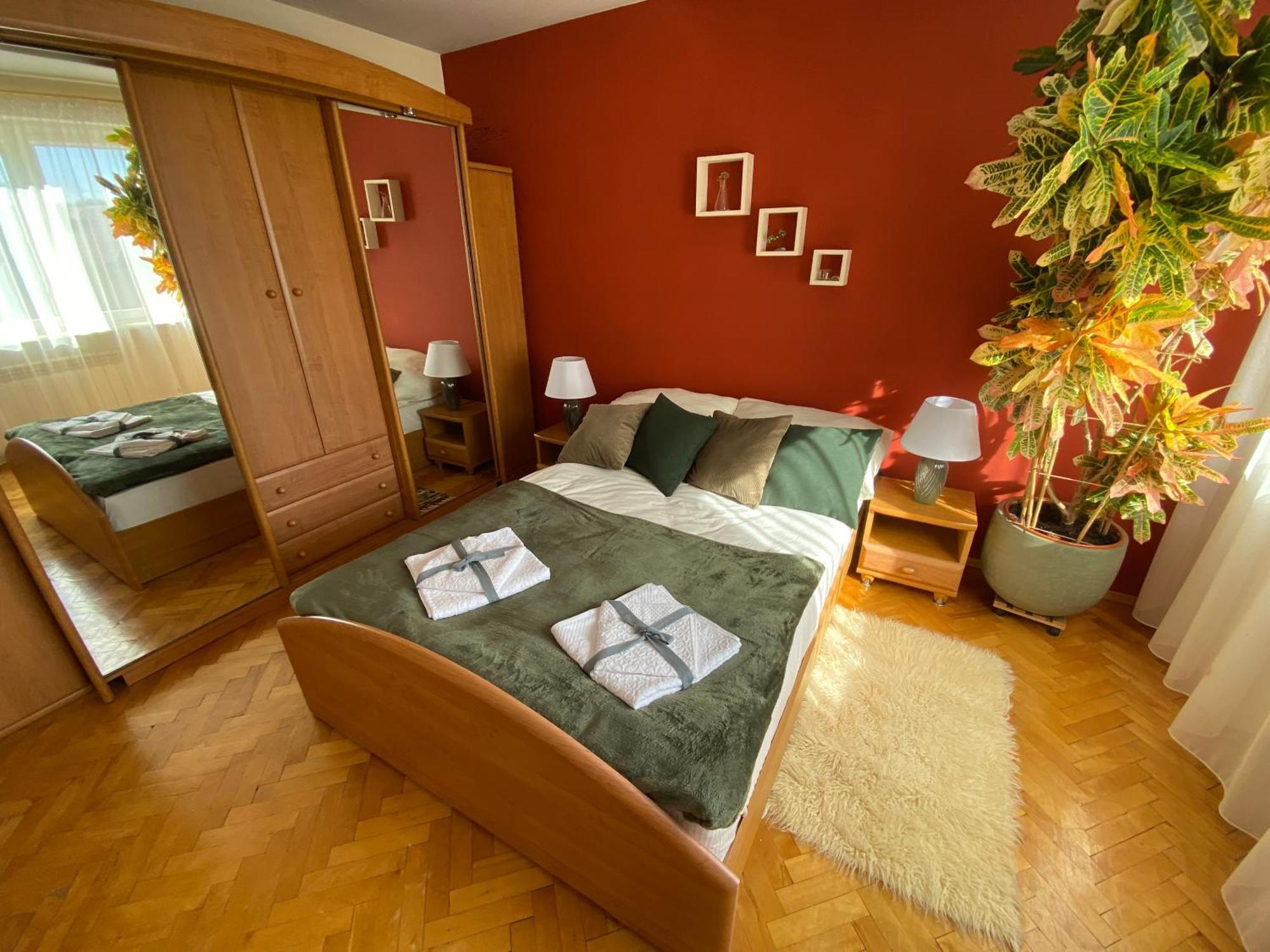 Villa Przytulny Dom Pod Jabloniami Przy Targach Kielce Exterior foto